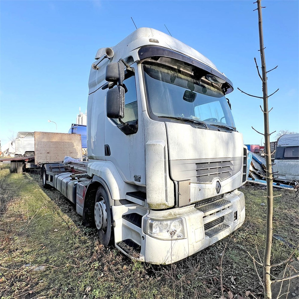 Renault 410 DXI Premimium - Fahrgestell LKW: das Bild 2 Renault 410 DXI Premimium - Fahrgestell LKW: das Bild 2