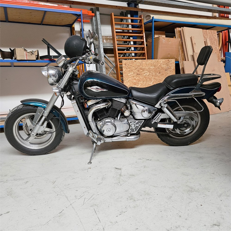 Suzuki Marauder VZ 800 - Motorrad: das Bild 2 Suzuki Marauder VZ 800 - Motorrad: das Bild 2