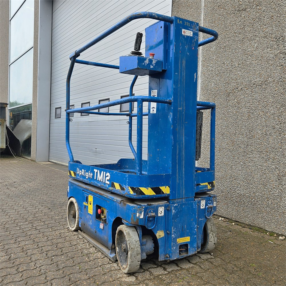 UpRight TM12 - Scherenbühne: das Bild 4 UpRight TM12 - Scherenbühne: das Bild 4