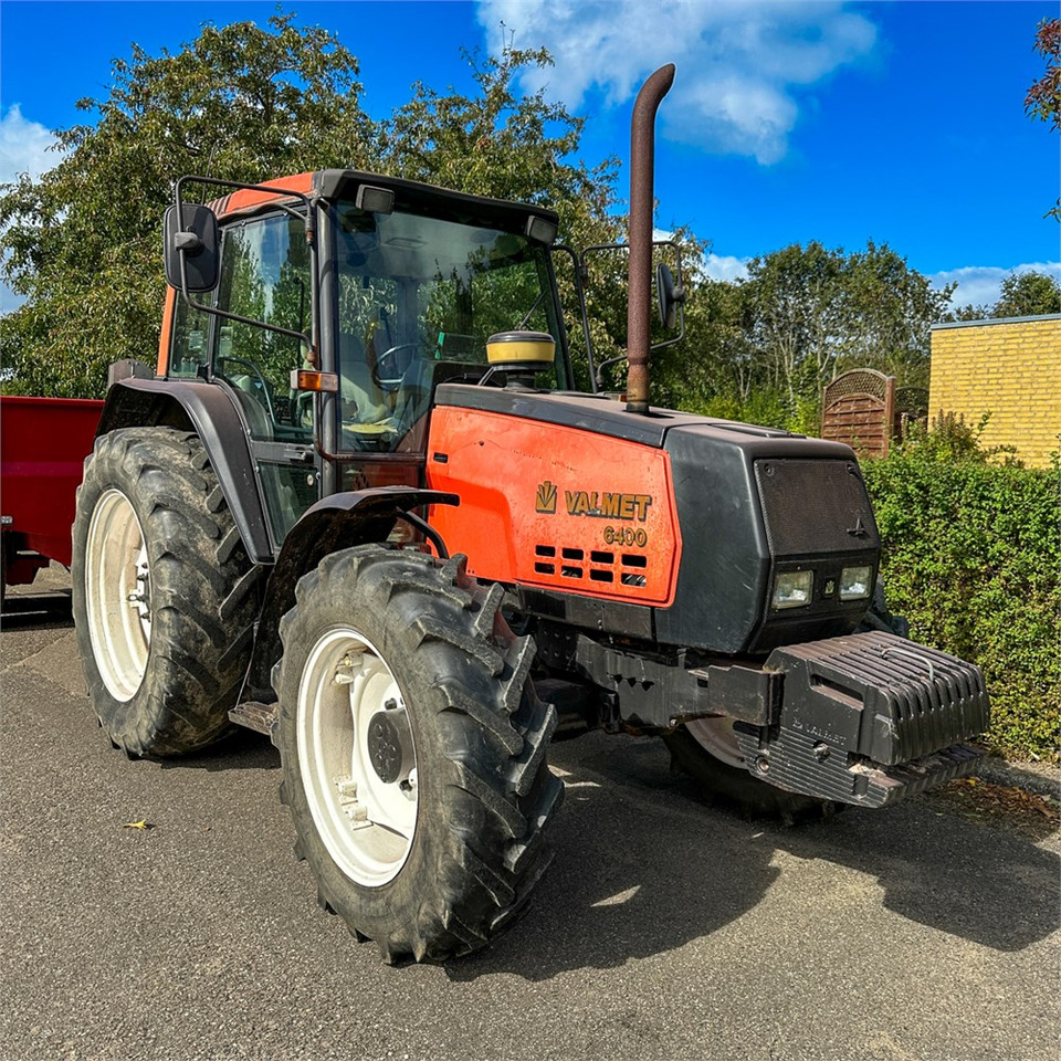 Valmet 6400 - Traktor: das Bild 1 Valmet 6400 - Traktor: das Bild 1