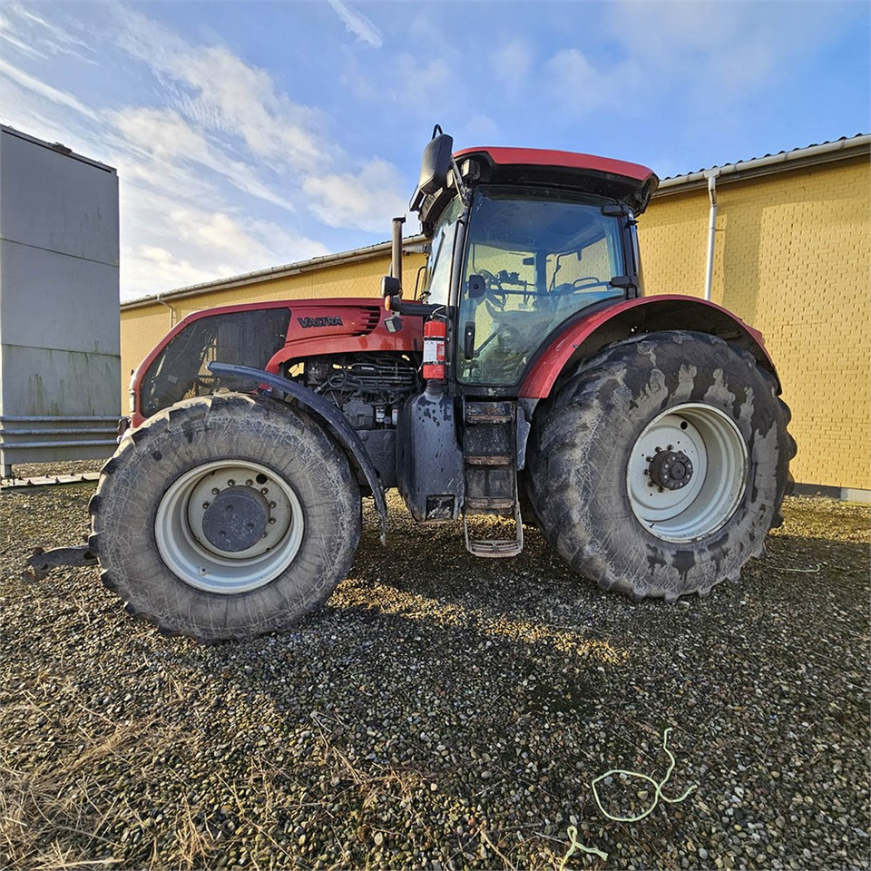 Valtra S322 - Traktor: das Bild 5 Valtra S322 - Traktor: das Bild 5