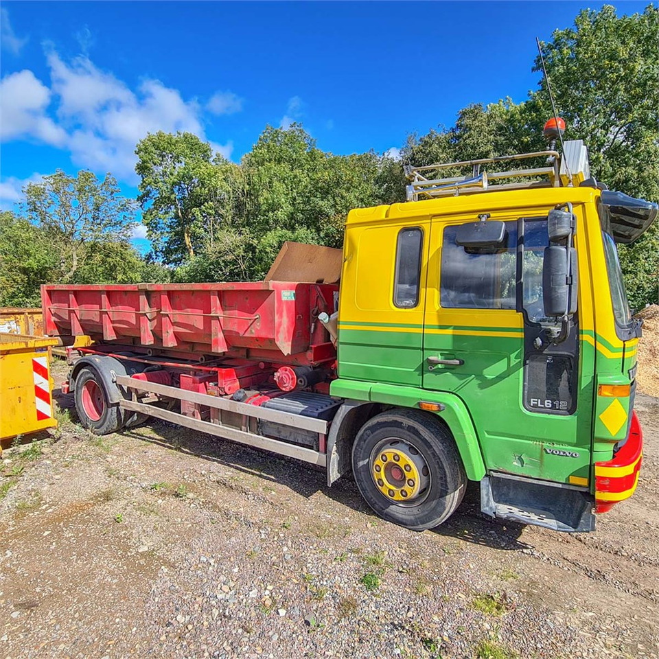 Volvo FL612 - Seil Abrollkipper: das Bild 5 Volvo FL612 - Seil Abrollkipper: das Bild 5