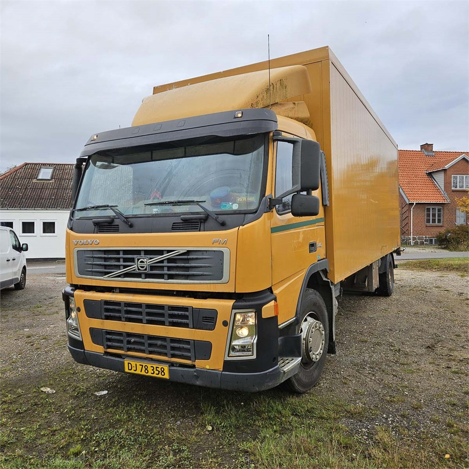 Volvo FM - Koffer LKW: das Bild 2 Volvo FM - Koffer LKW: das Bild 2