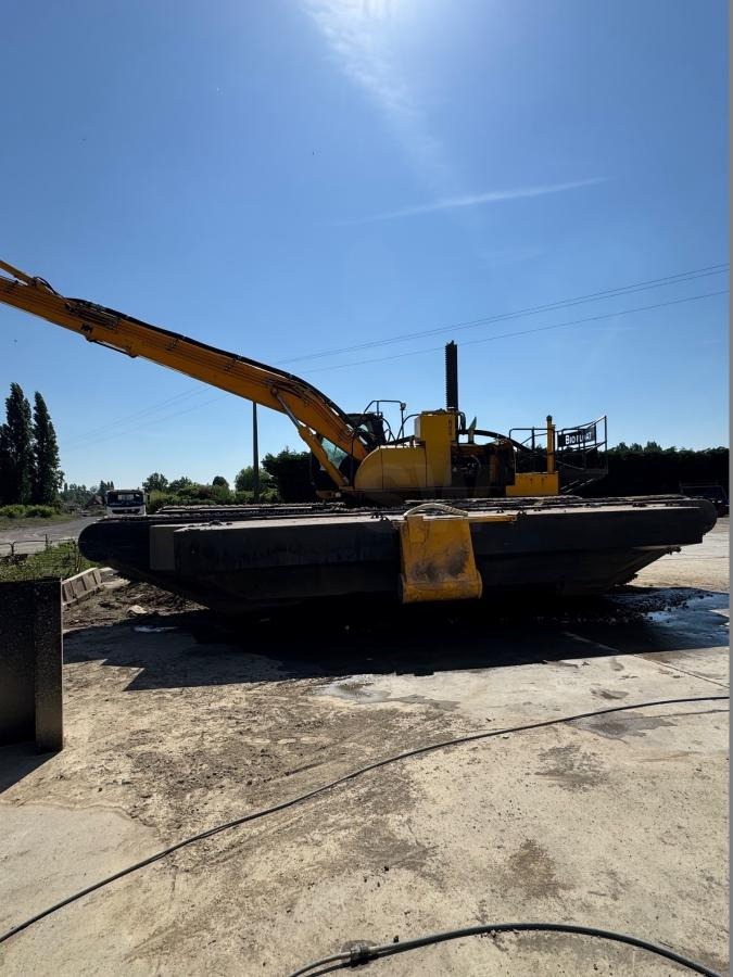 Jcb BIGFLOAT JS 220LC - Kettenbagger: das Bild 5 Jcb BIGFLOAT JS 220LC - Kettenbagger: das Bild 5