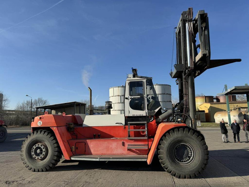SMV 42-1200B - Dieselstapler: das Bild 1 SMV 42-1200B - Dieselstapler: das Bild 1