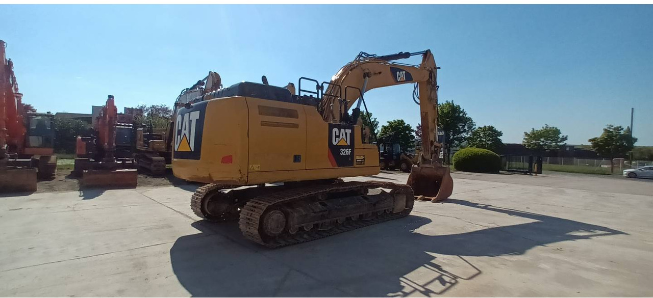 CAT 326F - Kettenbagger: das Bild 3 CAT 326F - Kettenbagger: das Bild 3