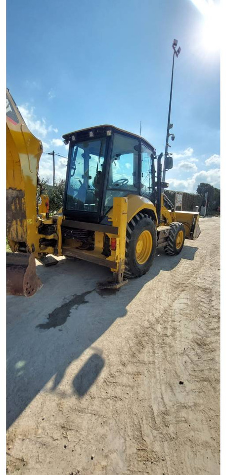 CAT 432F2 - Baggerlader: das Bild 3 CAT 432F2 - Baggerlader: das Bild 3