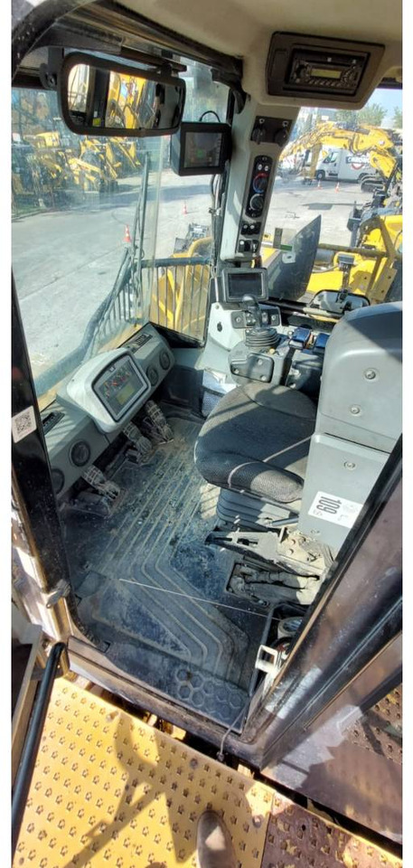 CAT 836K - Bulldozer: das Bild 5 CAT 836K - Bulldozer: das Bild 5