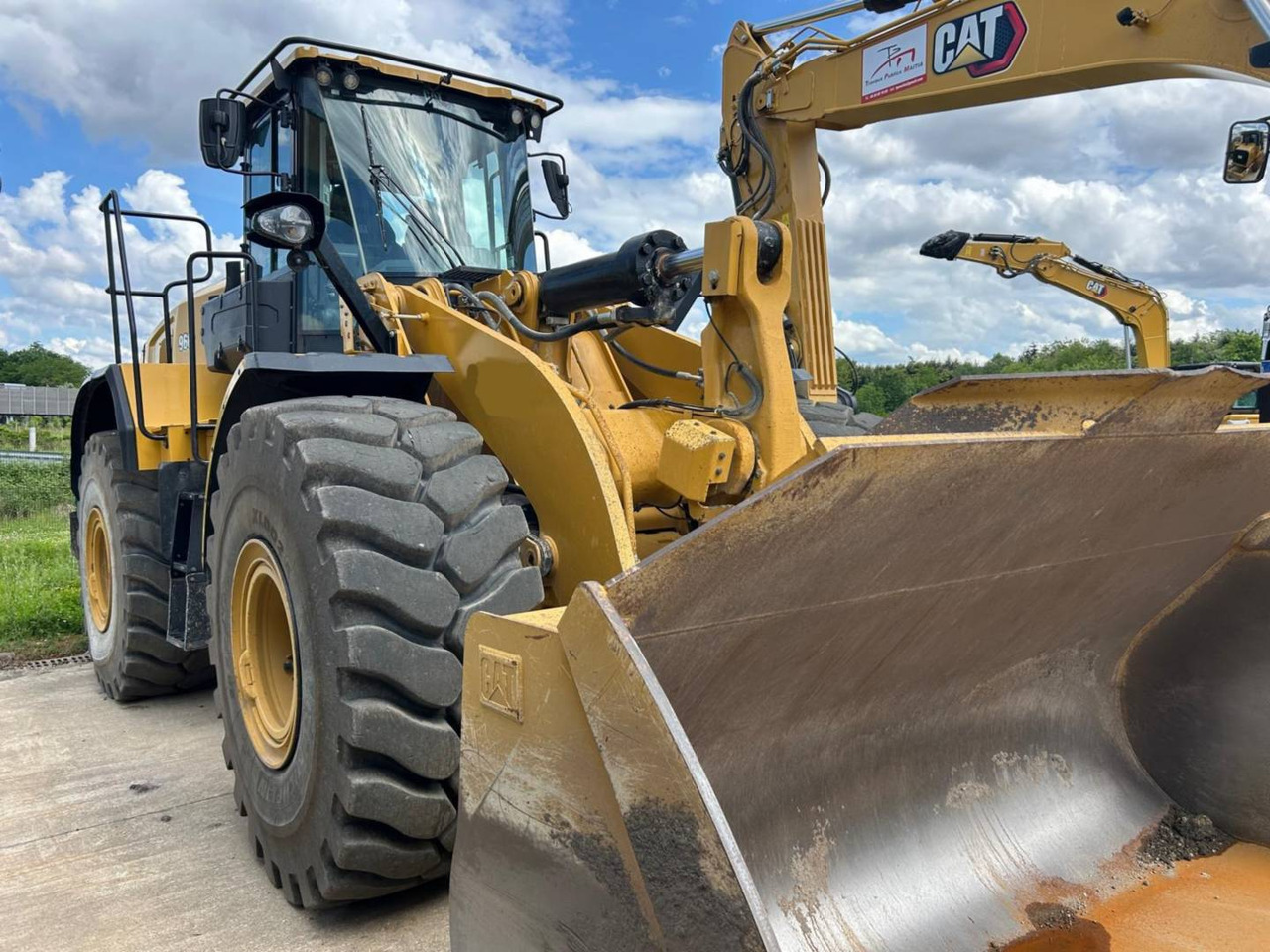 CAT 966 - Radlader: das Bild 2 CAT 966 - Radlader: das Bild 2