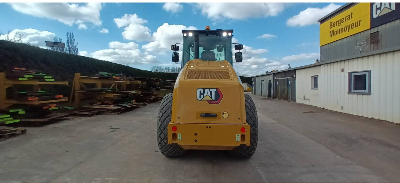 CAT CS76B 4F - Walzenzug: das Bild 3 CAT CS76B 4F - Walzenzug: das Bild 3