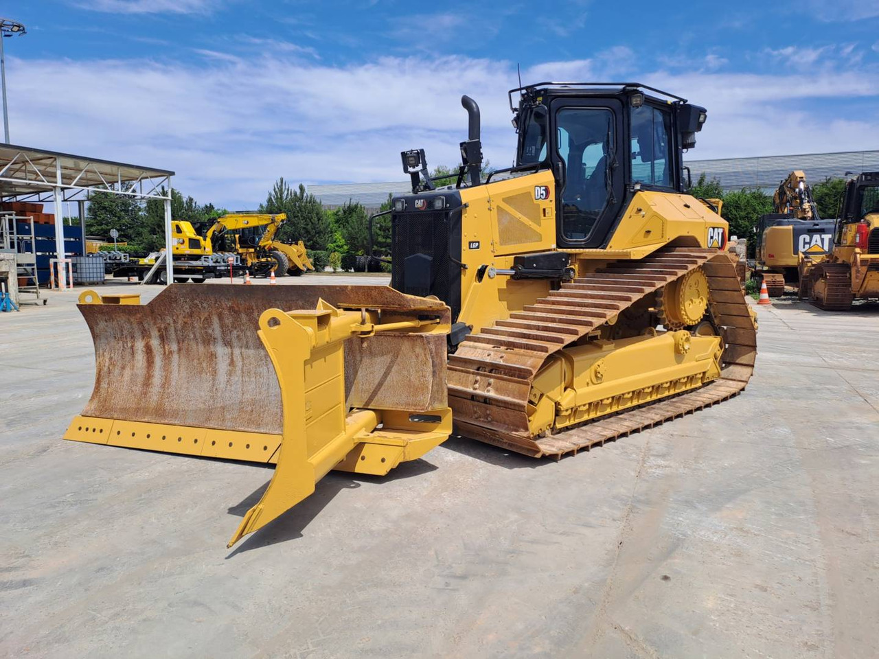 CAT D5 - Bulldozer: das Bild 4 CAT D5 - Bulldozer: das Bild 4