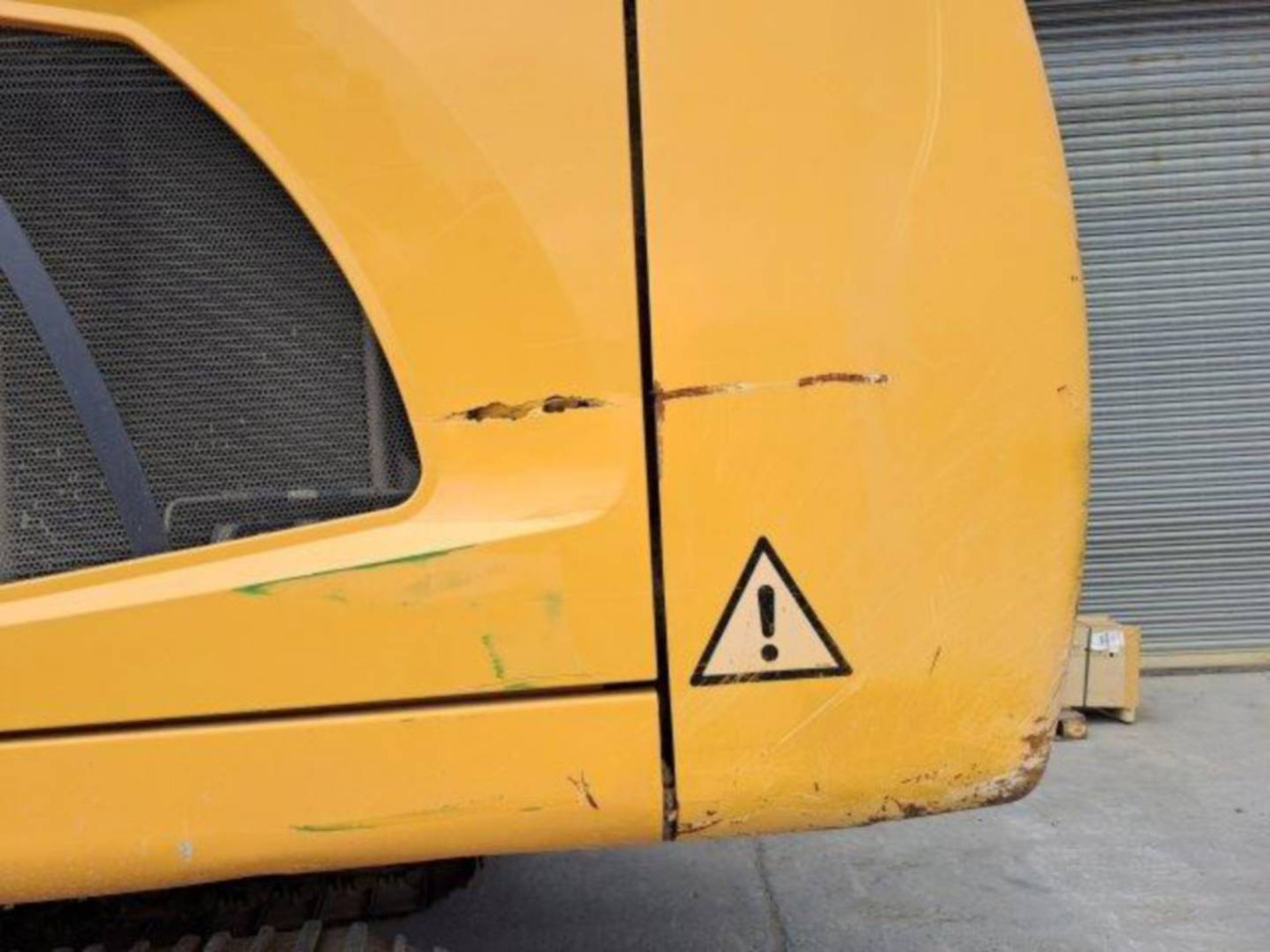 Kettenbagger LIEBHERR R946: das Bild 14