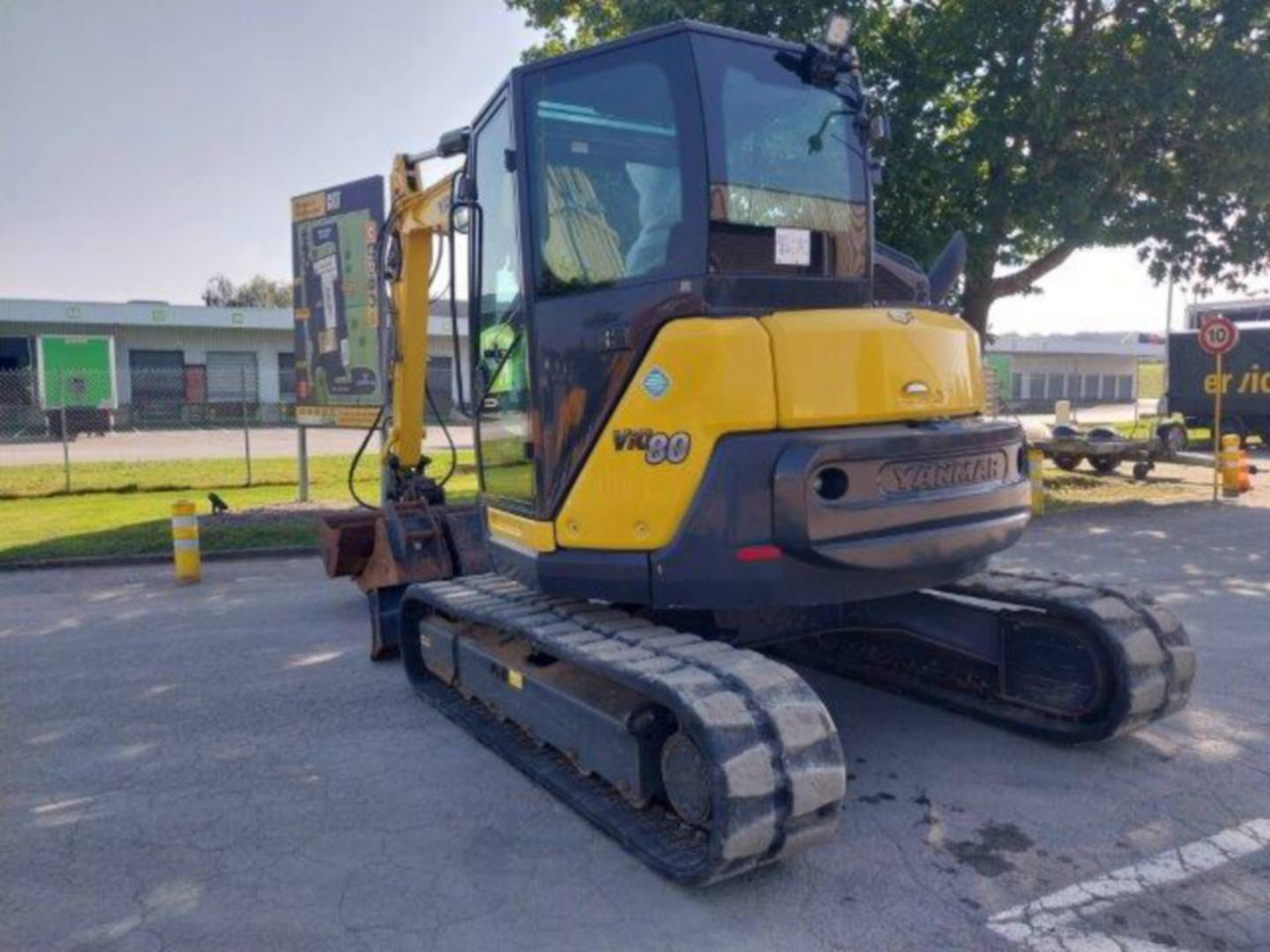 YANMAR VI080-1A - Kettenbagger: das Bild 4 YANMAR VI080-1A - Kettenbagger: das Bild 4