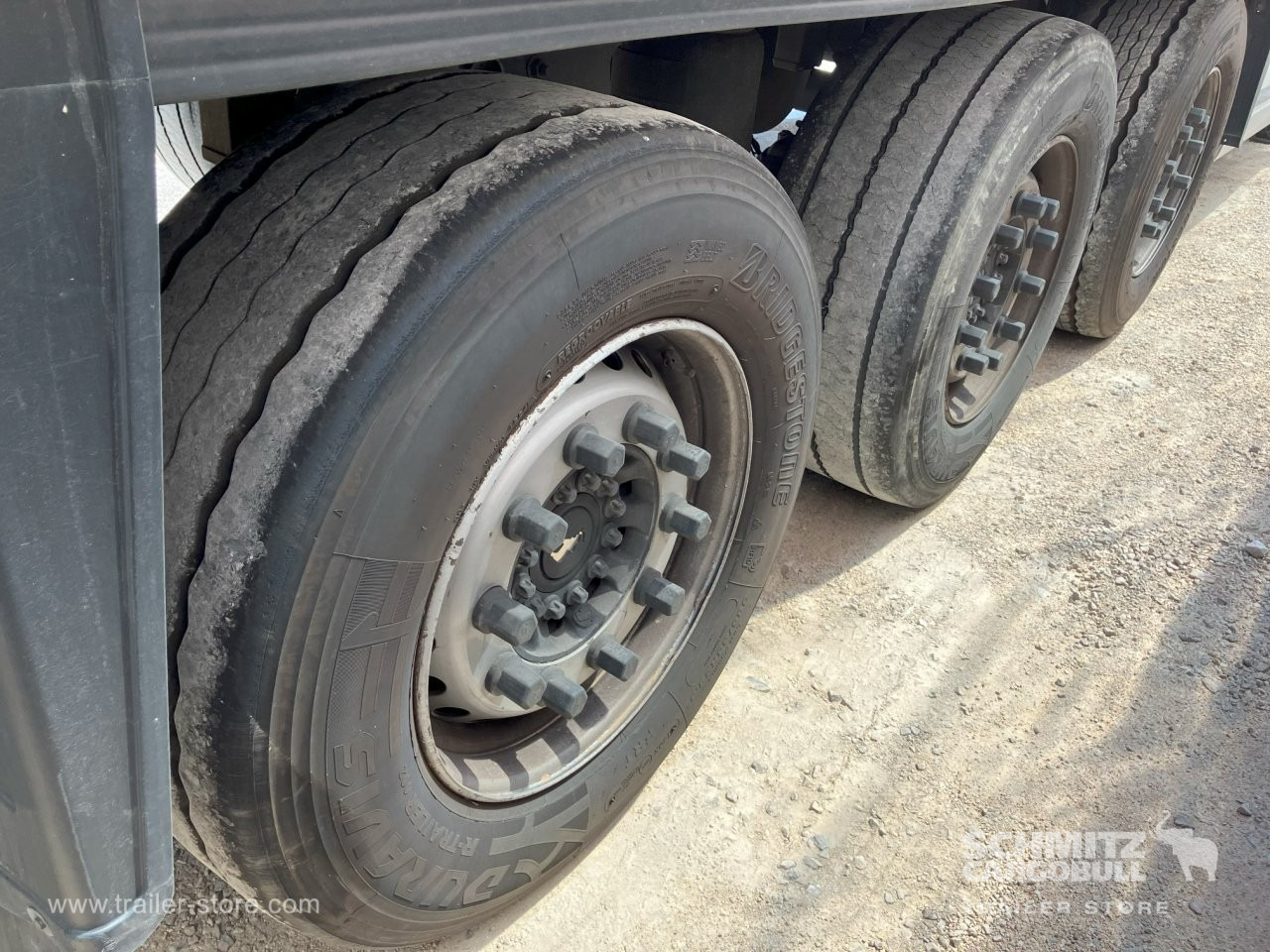 SCHMITZ Semiremolque Frigo Standard - Isotherm Auflieger: das Bild 2 SCHMITZ Semiremolque Frigo Standard - Isotherm Auflieger: das Bild 2