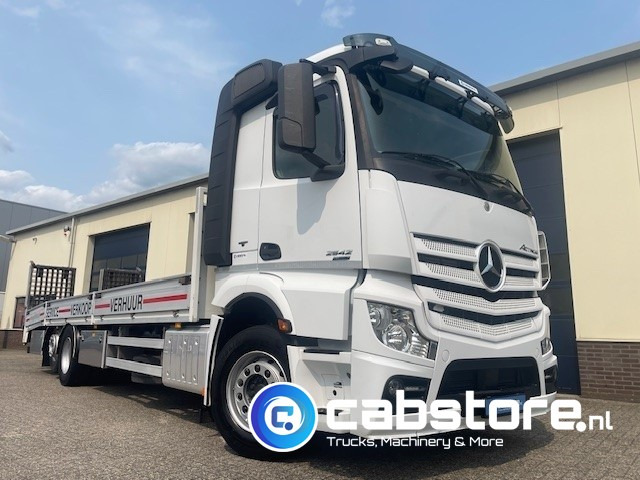 Mercedes-Benz ACTROS Mercedes Benz Actros 2642 6x2 Euro 6 oprijwagen - Machine transporter - Bouwjaar 2012 - Volledig luchtgeveerd - Hydraulische rampen - Liftas - APK 11- - Pritsche LKW: das Bild 3 Mercedes-Benz ACTROS Mercedes Benz Actros 2642 6x2 Euro 6 oprijwagen - Machine transporter - Bouwjaar 2012 - Volledig luchtgeveerd - Hydraulische rampen - Liftas - APK 11- - Pritsche LKW: das Bild 3