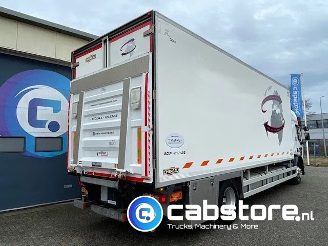 Renault D-19 Wide 4x2 Koelwagen D-19 Wide 4x2 Euro 6 Koelwagen - Kuhlkoffer - Frigo -Thermobox - Year 2015 - CHEREAU BOX - CARRIER Supra 850U - Kühlkoffer LKW: das Bild 4 Renault D-19 Wide 4x2 Koelwagen D-19 Wide 4x2 Euro 6 Koelwagen - Kuhlkoffer - Frigo -Thermobox - Year 2015 - CHEREAU BOX - CARRIER Supra 850U - Kühlkoffer LKW: das Bild 4