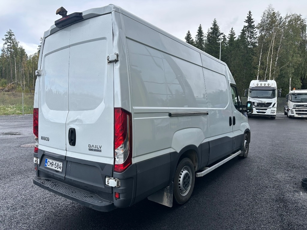 Iveco 35S14N Kylmäkone - Kastenwagen: das Bild 4 Iveco 35S14N Kylmäkone - Kastenwagen: das Bild 4