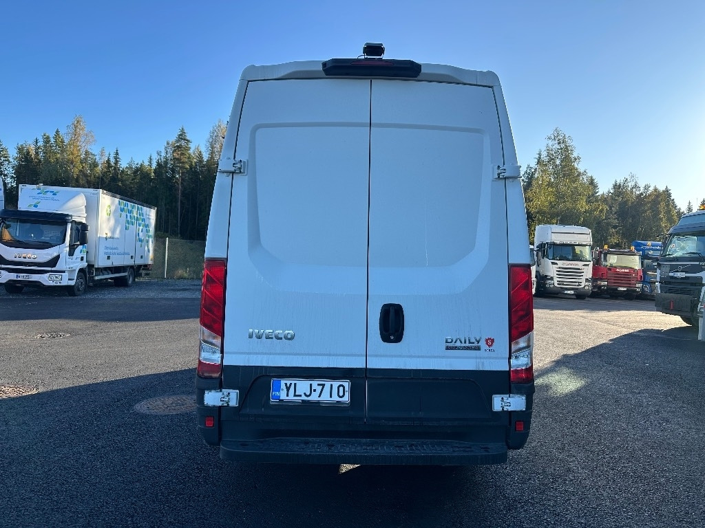 Iveco Daily 35S14 CNG A8 Huom! 6hlö PAKETTIAUTO - Kastenwagen: das Bild 5 Iveco Daily 35S14 CNG A8 Huom! 6hlö PAKETTIAUTO - Kastenwagen: das Bild 5