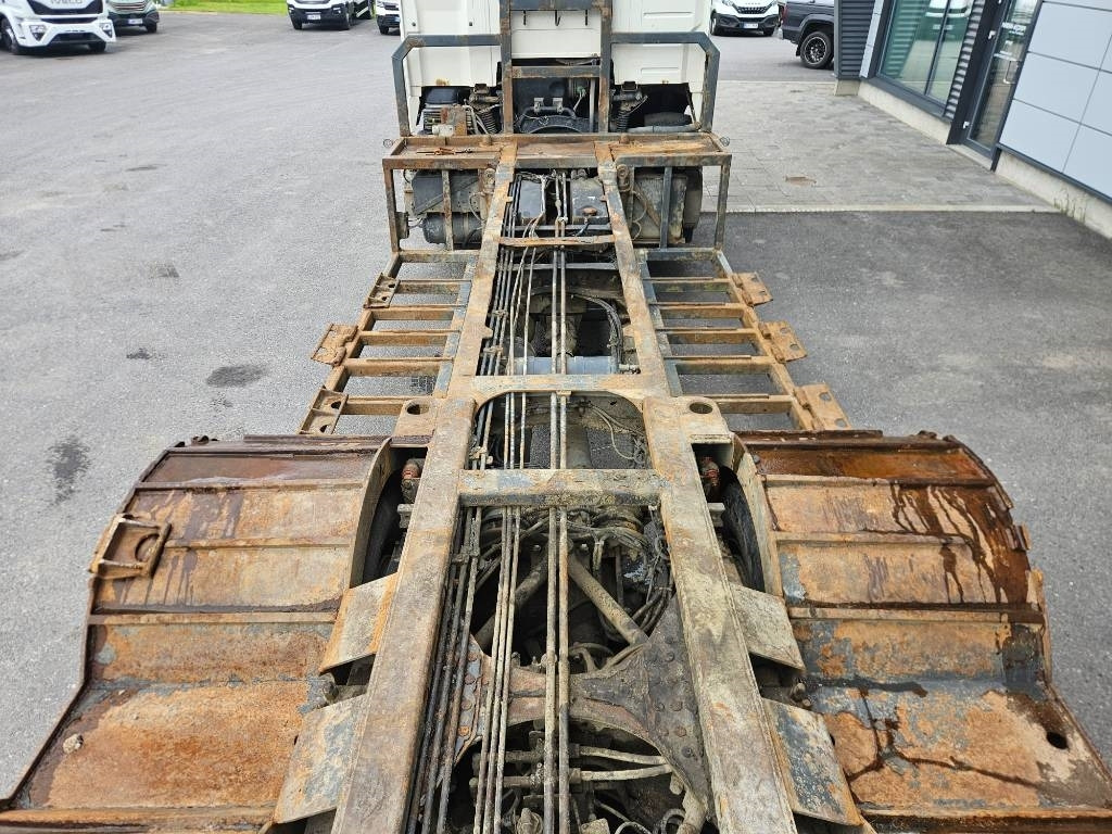 Holztransporter Volvo FH12 8x4: das Bild 7