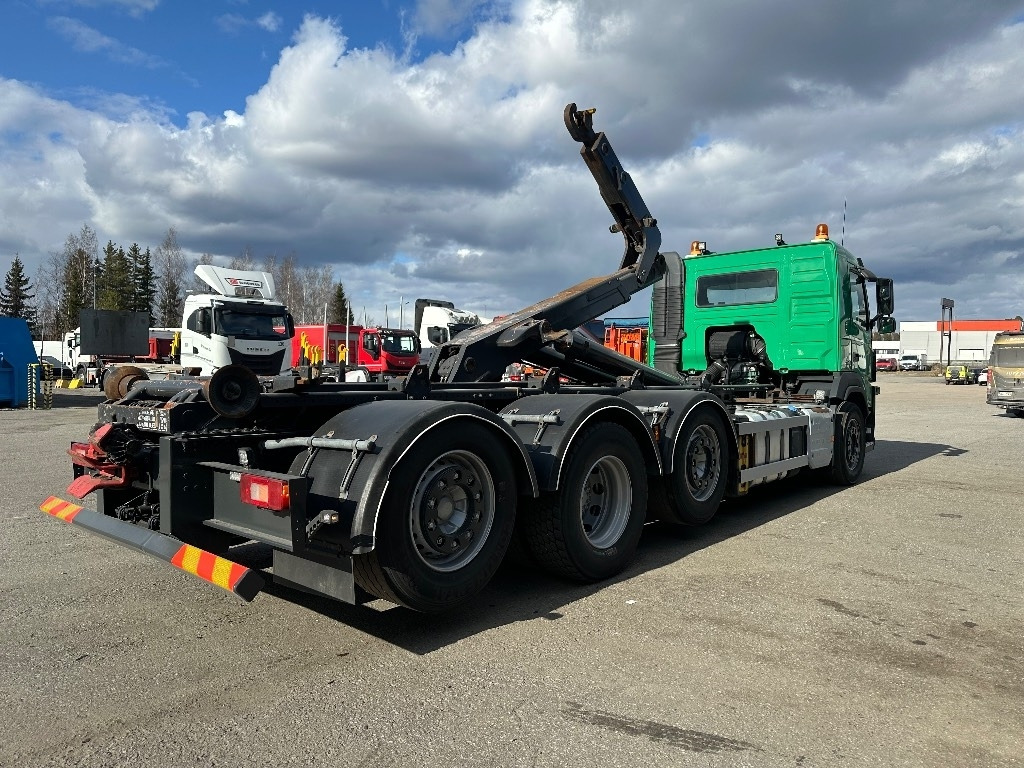 Volvo FM 420 8x2/4 - Abrollkipper: das Bild 3 Volvo FM 420 8x2/4 - Abrollkipper: das Bild 3