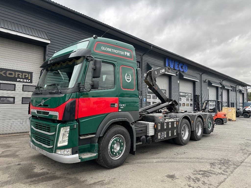 Volvo FM500 8x4*4 - Abrollkipper: das Bild 1 Volvo FM500 8x4*4 - Abrollkipper: das Bild 1