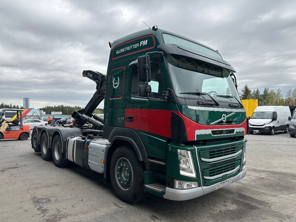 Volvo FM500 8x4*4 - Abrollkipper: das Bild 2 Volvo FM500 8x4*4 - Abrollkipper: das Bild 2