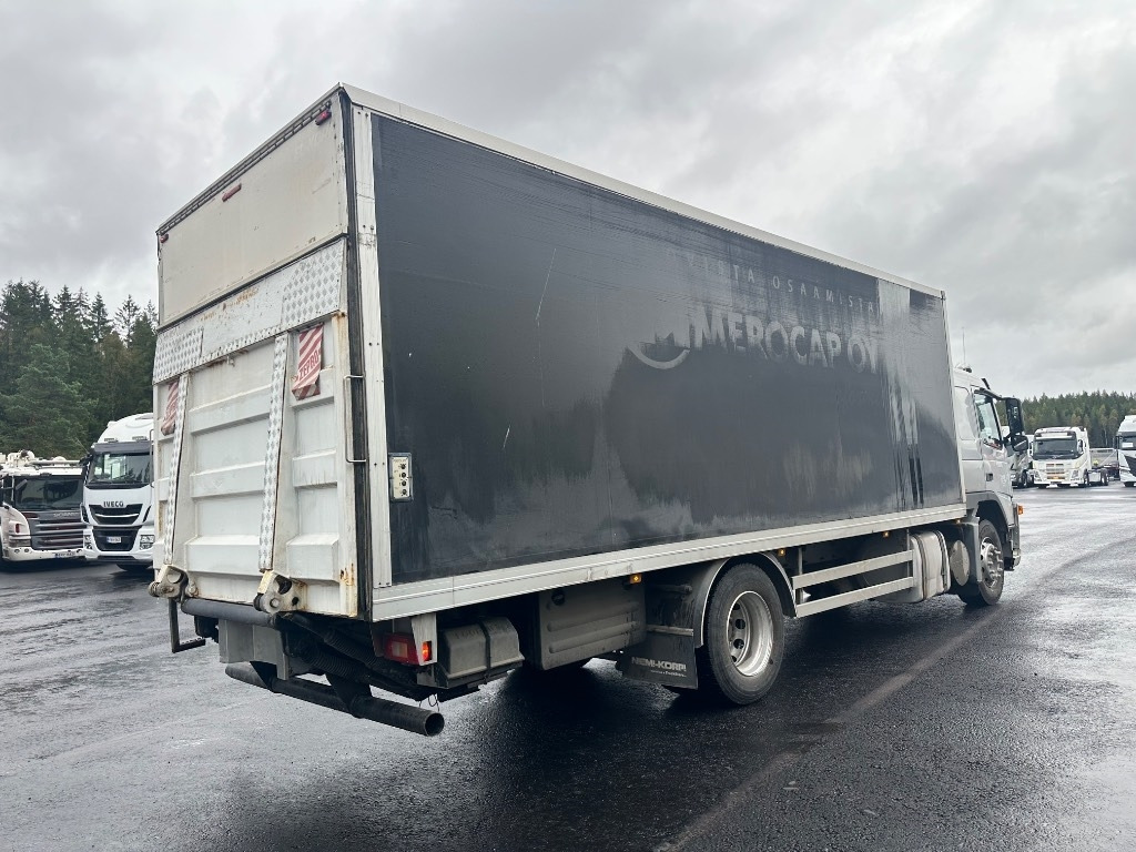 Koffer LKW Volvo FM9 300 4x2: das Bild 6