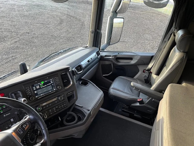 Sattelzugmaschine Scania R540 6X2 3150mm ADR: das Bild 14 Sattelzugmaschine Scania R540 6X2 3150mm ADR: das Bild 14