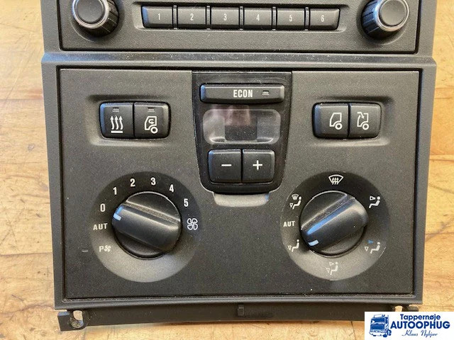 Scania ECU CCS – Scania 2419809 - Steuergerät für LKW: das Bild 1 Scania ECU CCS – Scania 2419809 - Steuergerät für LKW: das Bild 1