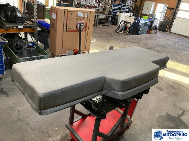 Scania Extendable bed – Scania 2674178 - Fahrerhaus und Interieur für LKW: das Bild 1 Scania Extendable bed – Scania 2674178 - Fahrerhaus und Interieur für LKW: das Bild 1