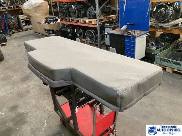 Scania Extendable bed – Scania 2674178 - Fahrerhaus und Interieur für LKW: das Bild 2 Scania Extendable bed – Scania 2674178 - Fahrerhaus und Interieur für LKW: das Bild 2