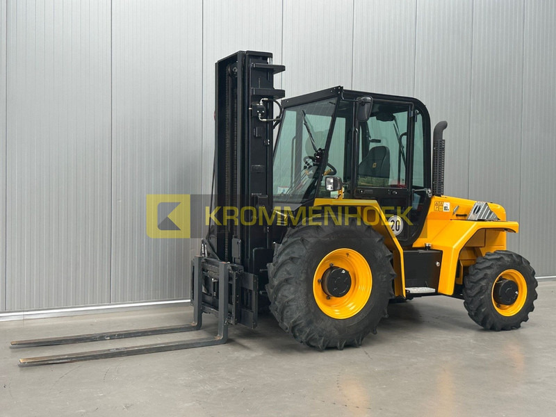 JCB 940 - Geländestapler: das Bild 2 JCB 940 - Geländestapler: das Bild 2