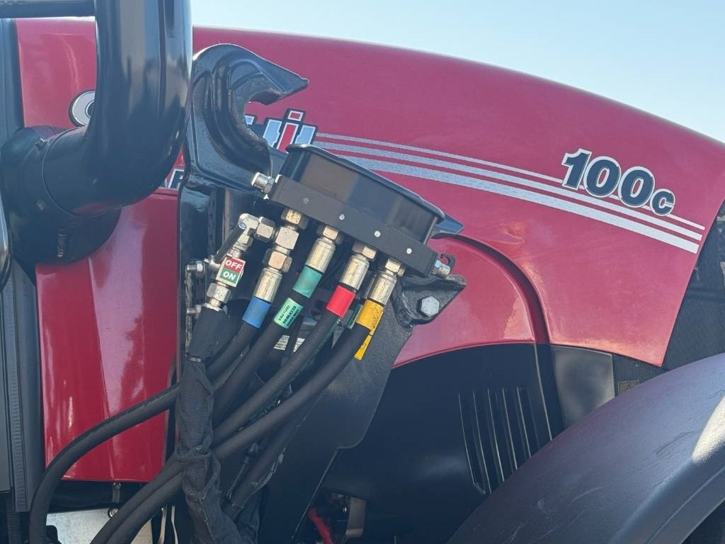 Traktor Case IH Farmall 100C, loader ready, EHR, 2023!!: das Bild 7 Traktor Case IH Farmall 100C, loader ready, EHR, 2023!!: das Bild 7