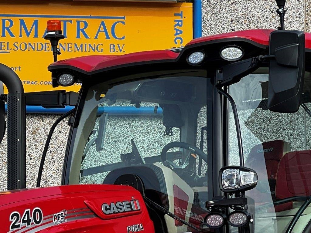 Case IH PUMA 240CVX, AFS Connect, 2024, frontlinkage, GPS! - Traktor: das Bild 4 Case IH PUMA 240CVX, AFS Connect, 2024, frontlinkage, GPS! - Traktor: das Bild 4