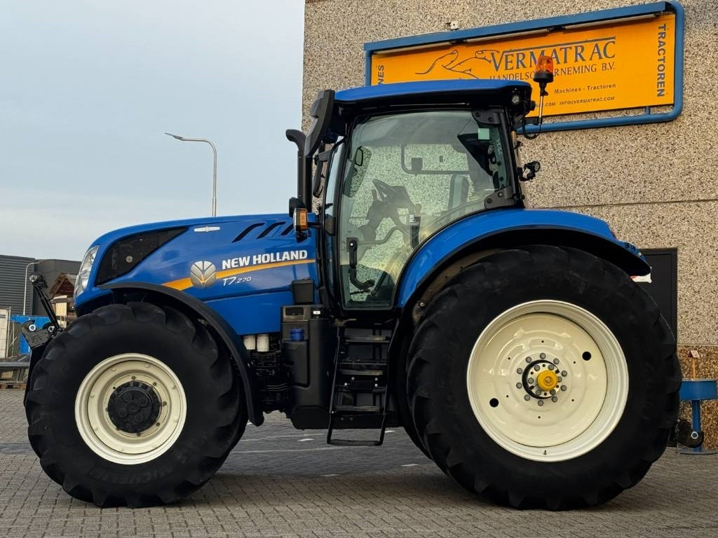 New Holland T7.270 Auto Command, frontlinkage + PTO,1091 hr - Traktor: das Bild 2 New Holland T7.270 Auto Command, frontlinkage + PTO,1091 hr - Traktor: das Bild 2