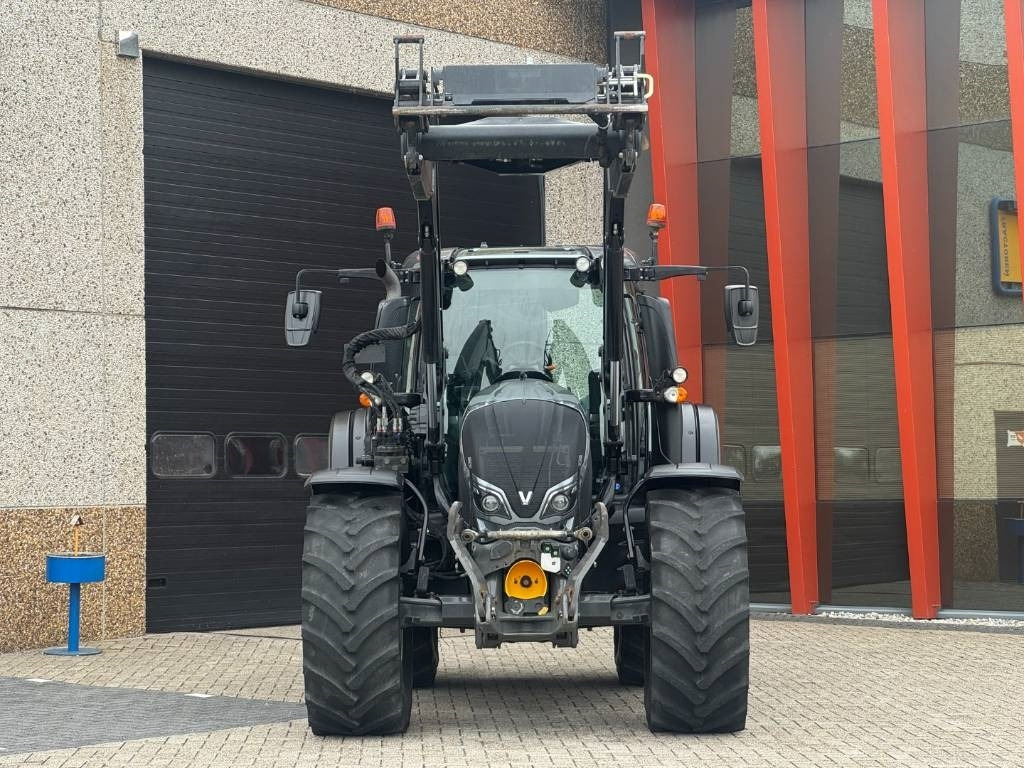 Valtra N174D, Frontlinkage + PTO, Frontloader, 3846 hours - Traktor: das Bild 5 Valtra N174D, Frontlinkage + PTO, Frontloader, 3846 hours - Traktor: das Bild 5