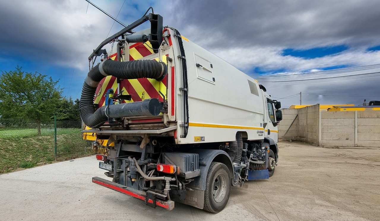 DAF LF220 - Kehrmaschine: das Bild 5 DAF LF220 - Kehrmaschine: das Bild 5