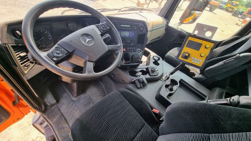 Mercedes-Benz AROCS 3333 6x6 - LKW: das Bild 5 Mercedes-Benz AROCS 3333 6x6 - LKW: das Bild 5