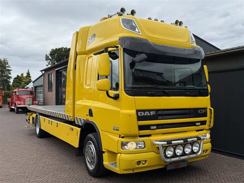 DAF CF 65.300 Towtruck Depannage Lier Brille Sleeper 640x242x104 cm - Abschleppwagen: das Bild 1 DAF CF 65.300 Towtruck Depannage Lier Brille Sleeper 640x242x104 cm - Abschleppwagen: das Bild 1