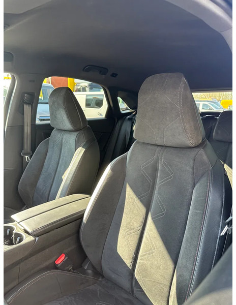 SUV/ Geländewagen DS Ds 7 Crossback DS PERFORMANCE LINE, 71DKM, ALCANTARA, VIRTUAL COCKPIT, LMV: das Bild 8