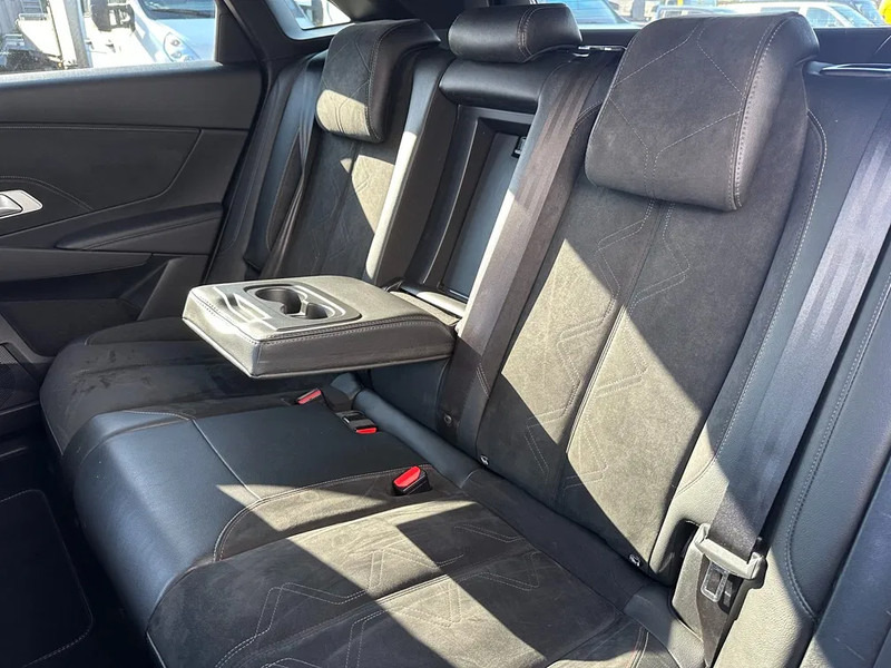 SUV/ Geländewagen DS Ds 7 Crossback DS PERFORMANCE LINE, 71DKM, ALCANTARA, VIRTUAL COCKPIT, LMV: das Bild 9