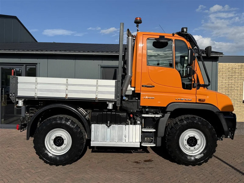 Mercedes-Benz Unimog U 218 Kipper 3 Seats 4WD AGRI Euro 6 - LKW: das Bild 2 Mercedes-Benz Unimog U 218 Kipper 3 Seats 4WD AGRI Euro 6 - LKW: das Bild 2