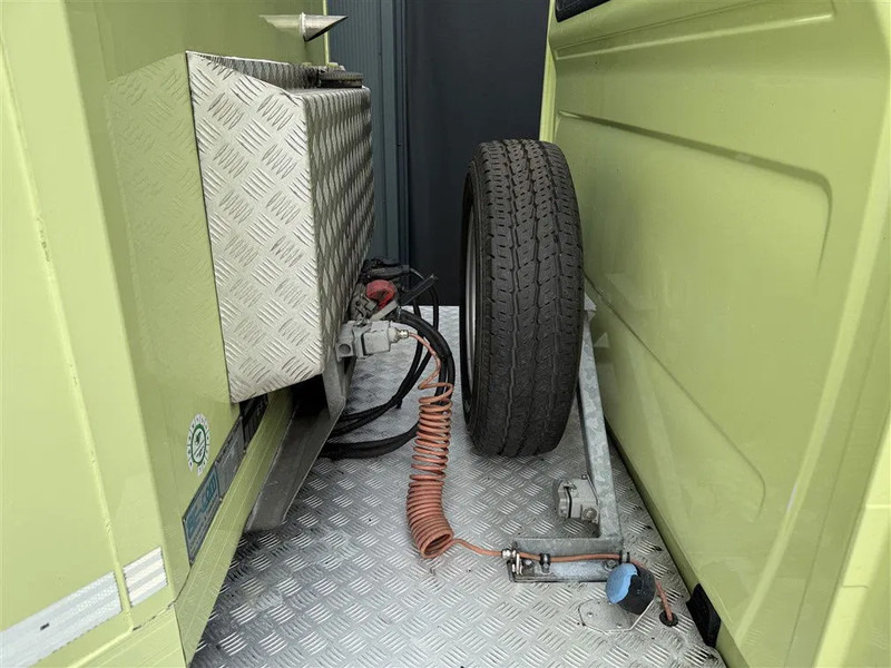 Sattelzugmaschine Mercedes-Benz Sprinter 519 EURO 5 BE.COMBINATIE 3.3 TON LOADCAP: das Bild 17