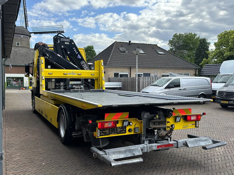 Volvo FM 330 TOWTRUCK FASSI CRANE WHEELLIFT gereserveerd - Abschleppwagen: das Bild 4 Volvo FM 330 TOWTRUCK FASSI CRANE WHEELLIFT gereserveerd - Abschleppwagen: das Bild 4