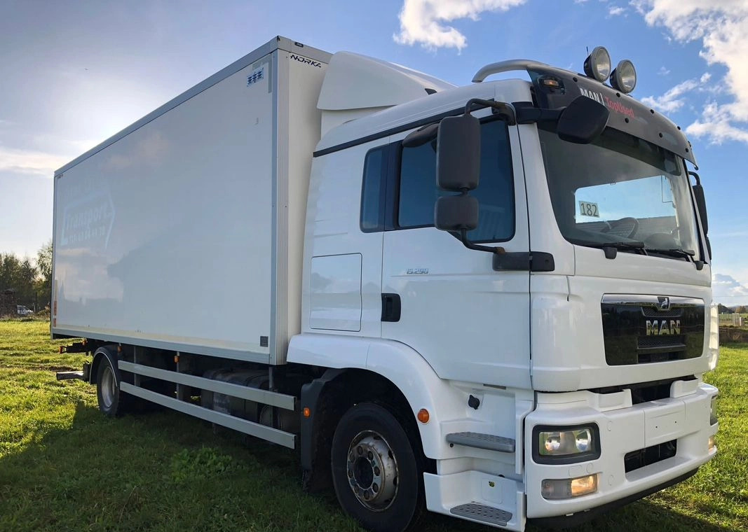 MAN 15.290 Winda Bok otwierany 18 Palet - Isotherm LKW: das Bild 5 MAN 15.290 Winda Bok otwierany 18 Palet - Isotherm LKW: das Bild 5