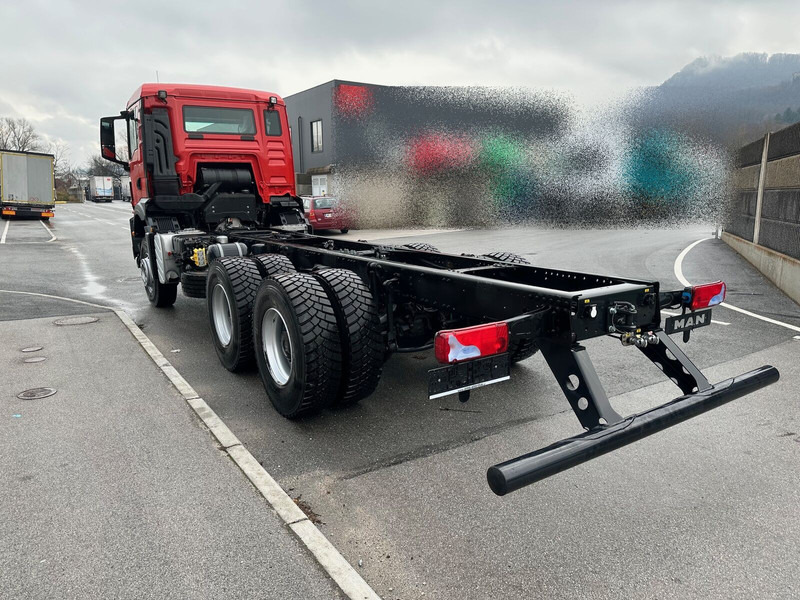 MAN TGS 33.400 6X4 BB CH - Fahrgestell LKW: das Bild 4 MAN TGS 33.400 6X4 BB CH - Fahrgestell LKW: das Bild 4