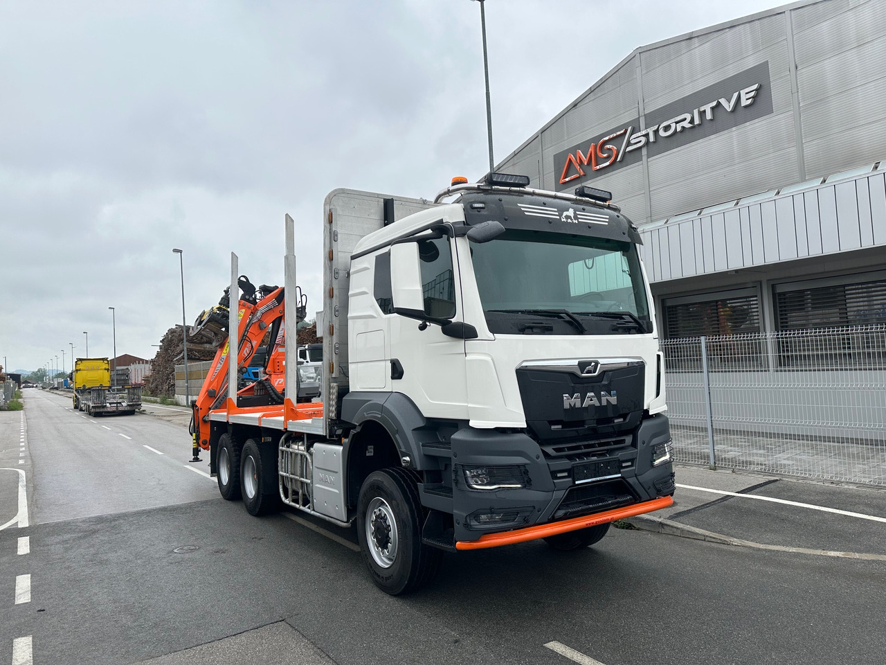 MAN TGS 33.520 6X6 BL intarder PENZ 12Z - Holztransporter: das Bild 1 MAN TGS 33.520 6X6 BL intarder PENZ 12Z - Holztransporter: das Bild 1