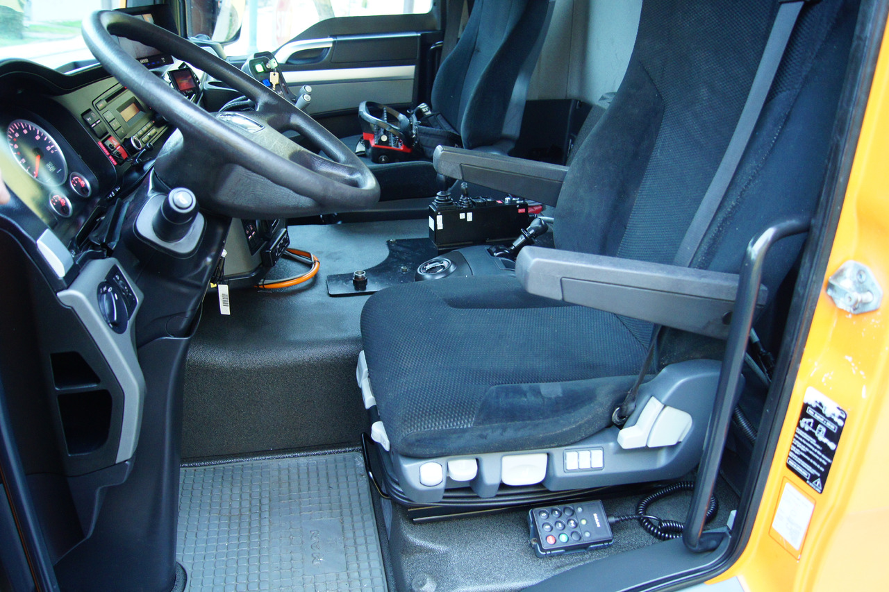 Schneeräumfahrzeug, Autokran MAN TGS 28.400 BL 6x4-4/PK 12002 D/PALIFT/Winterdienst/Streuer/Pflug [ Copy ]: das Bild 11