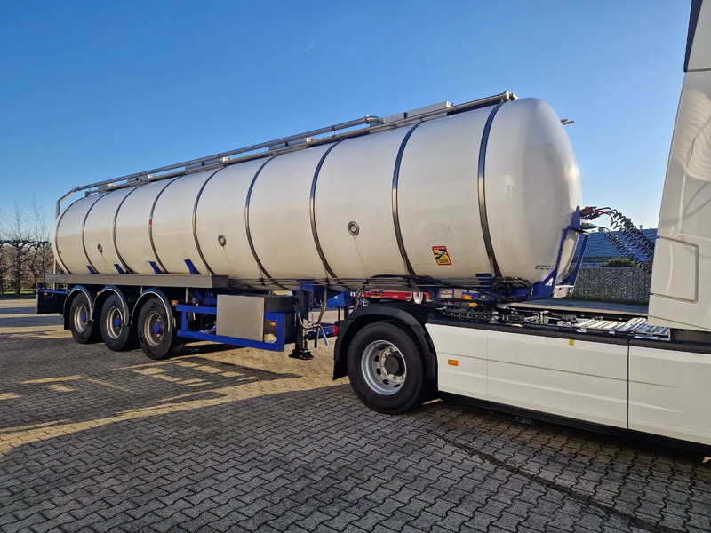 Dijkstra 34000 liter tankoplegger met Vogelsang pomp (MET NIEUWE APK !!) - Tankauflieger: das Bild 5 Dijkstra 34000 liter tankoplegger met Vogelsang pomp (MET NIEUWE APK !!) - Tankauflieger: das Bild 5