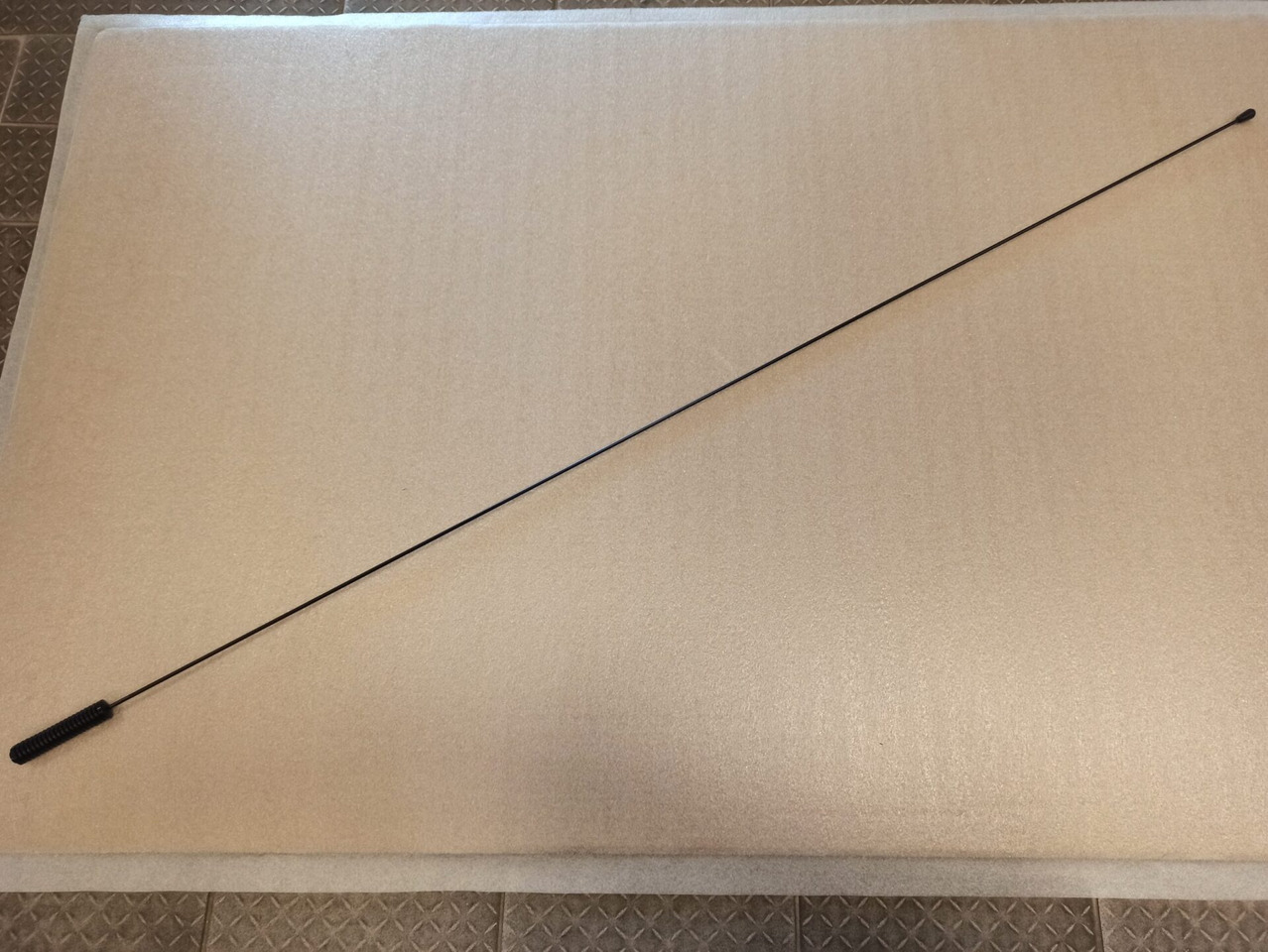 SCANIA ANTENNA - 1724749 - Fahrerhaus und Interieur für LKW: das Bild 1 SCANIA ANTENNA - 1724749 - Fahrerhaus und Interieur für LKW: das Bild 1